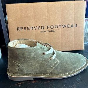 Brand new men’s size 11 olive green shoe (Reserved Footwear, Style RF141)